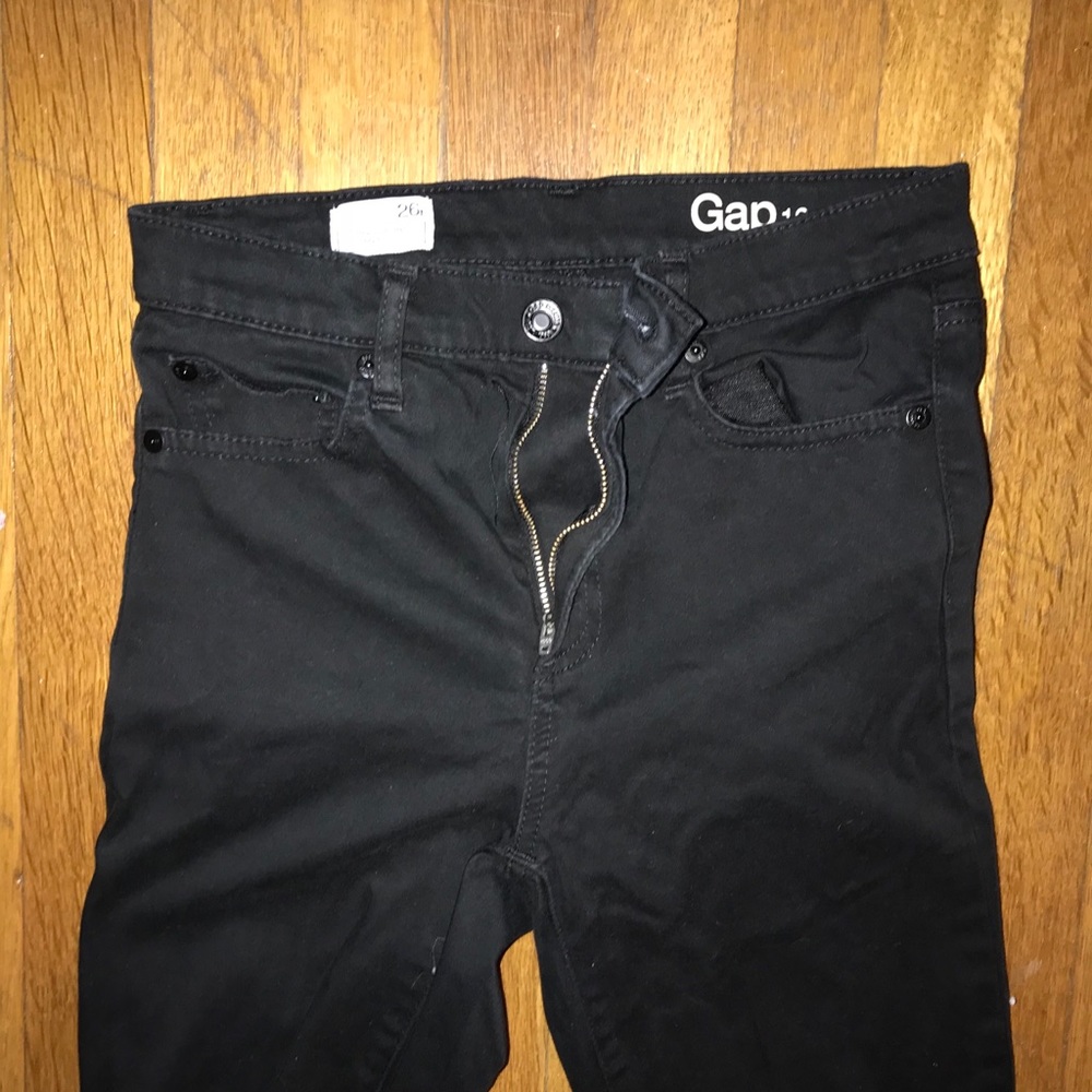 Gap 1969 black skinny jeans.